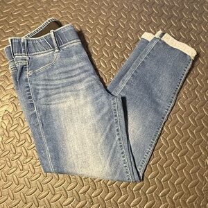 Apt. 9 Women’s Denim Capris With Slimming Waistband Size 10